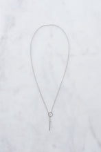 Load image into Gallery viewer, Silver Threader Necklace